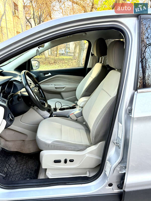 Внедорожник / Кроссовер Ford Escape 2014 в Одессе