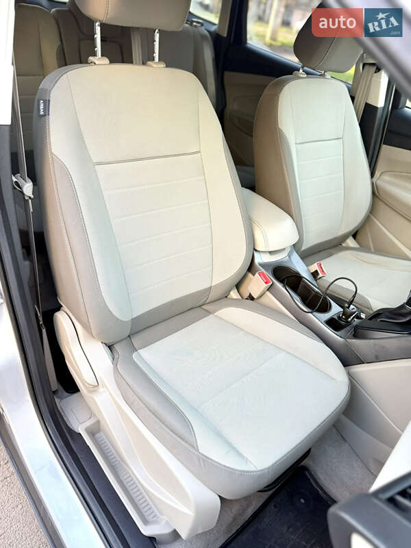 Внедорожник / Кроссовер Ford Escape 2014 в Одессе