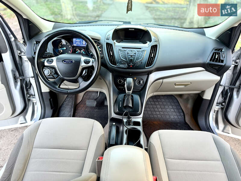 Внедорожник / Кроссовер Ford Escape 2014 в Одессе