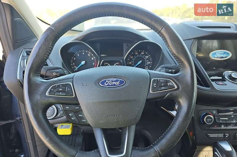 Внедорожник / Кроссовер Ford Escape 2018 в Ровно