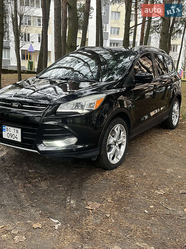 Внедорожник / Кроссовер Ford Escape 2014 в Новояворовске