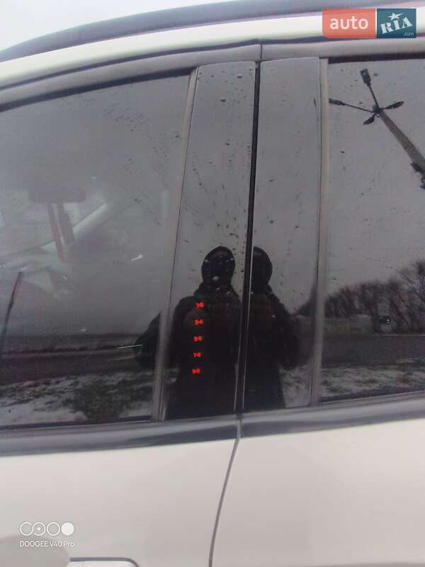 Внедорожник / Кроссовер Ford Escape 2017 в Буштыне