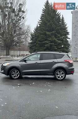 Позашляховик / Кросовер Ford Escape 2015 в Харкові