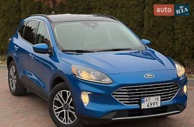 Внедорожник / Кроссовер Ford Escape 2020 в Ивано-Франковске