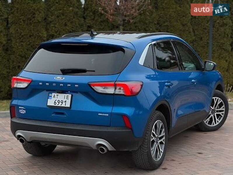 Внедорожник / Кроссовер Ford Escape 2020 в Ивано-Франковске