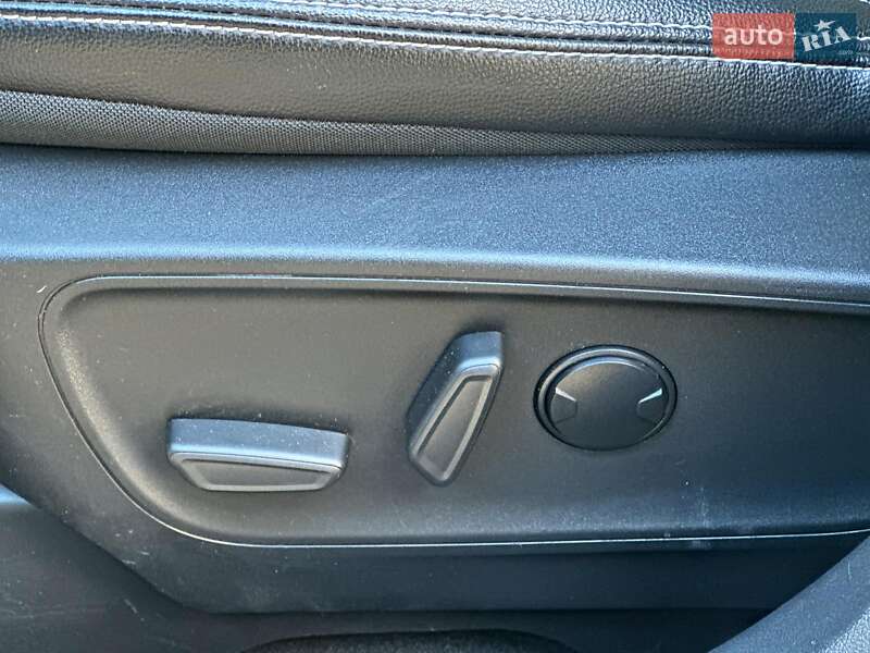 Внедорожник / Кроссовер Ford Escape 2023 в Одессе