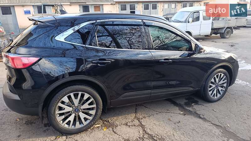 Внедорожник / Кроссовер Ford Escape 2020 в Одессе