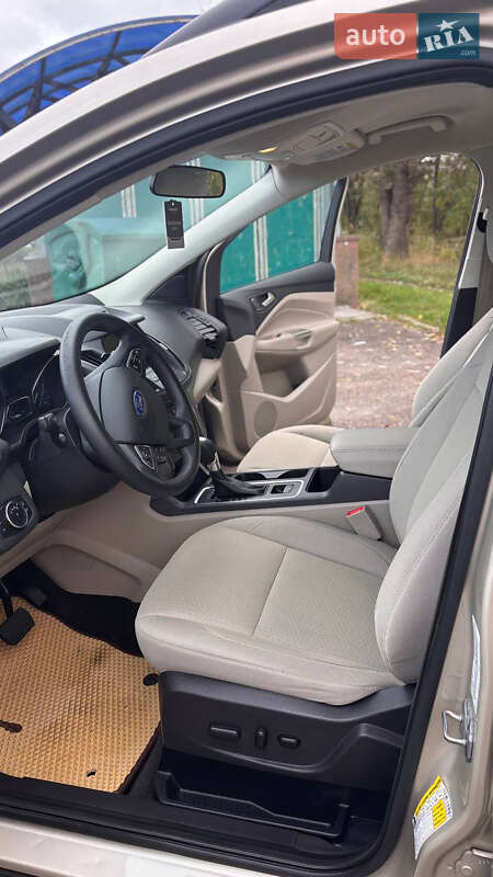 Внедорожник / Кроссовер Ford Escape 2016 в Киеве фото 19 Внедорожник / Кроссовер Ford Escape 2016 в Киеве