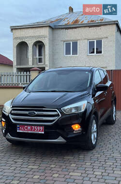 Внедорожник / Кроссовер Ford Escape 2017 в Львове