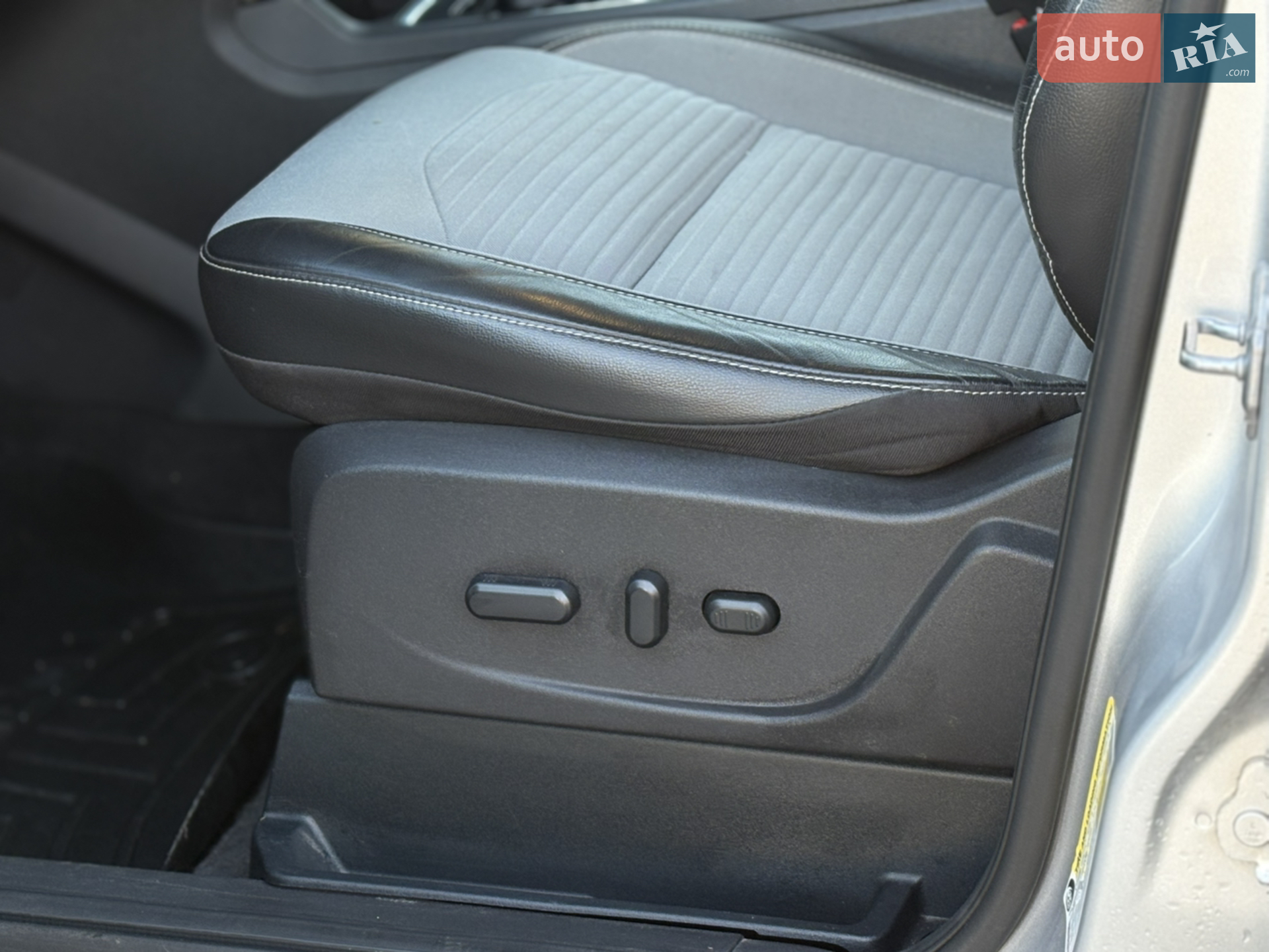 2016 Ford Escape - мініатюра 23