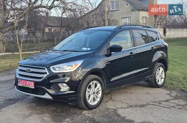 Внедорожник / Кроссовер Ford Escape 2018 в Дубно
