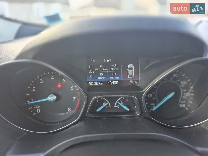 Внедорожник / Кроссовер Ford Escape 2018 в Дубно