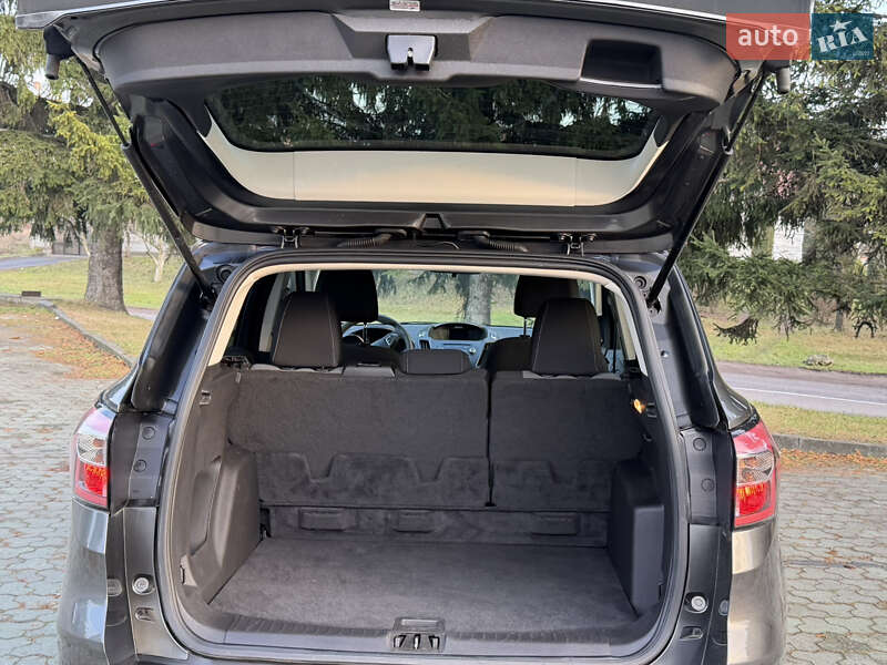 Внедорожник / Кроссовер Ford Escape 2017 в Дубно