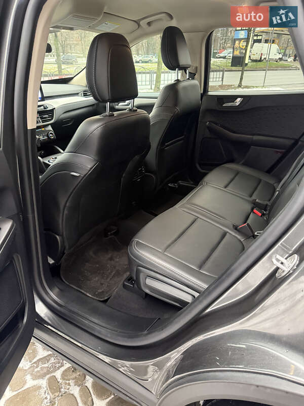 Позашляховик / Кросовер Ford Escape 2019 в Харкові