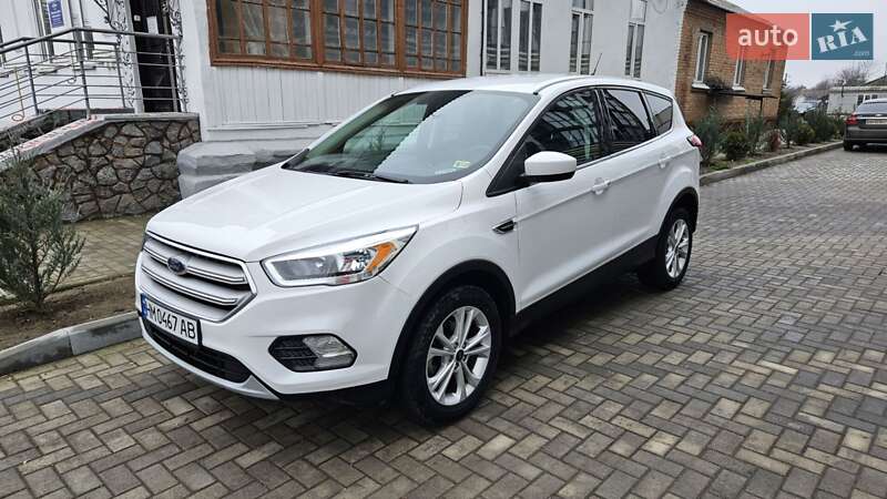 Позашляховик / Кросовер Ford Escape 2019 в Ромнах фото 2 Позашляховик / Кросовер Ford Escape 2019 в Ромнах