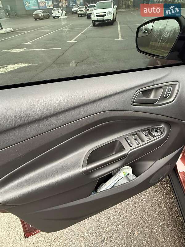 Позашляховик / Кросовер Ford Escape 2018 в Харкові