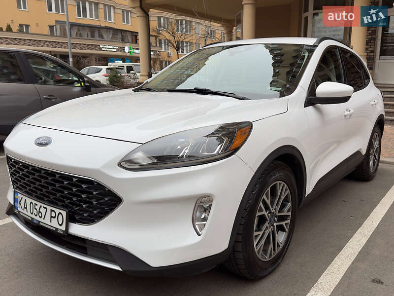 Внедорожник / Кроссовер Ford Escape 2019 в Киеве