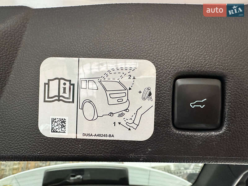 Внедорожник / Кроссовер Ford Escape 2019 в Киеве