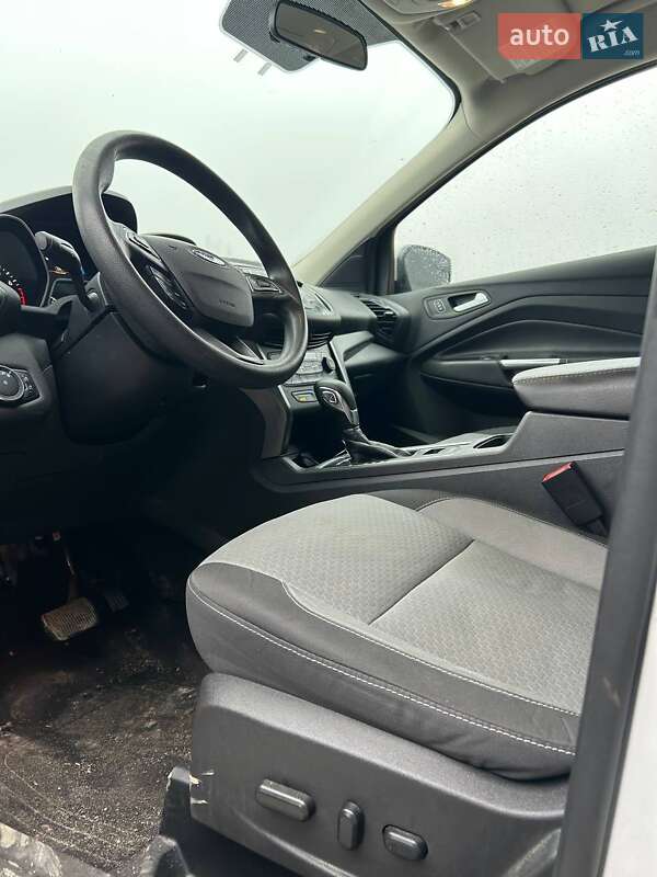 Позашляховик / Кросовер Ford Escape 2018 в Хмельницькому