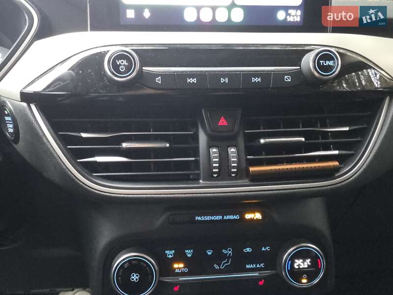 Внедорожник / Кроссовер Ford Escape 2020 в Днепре