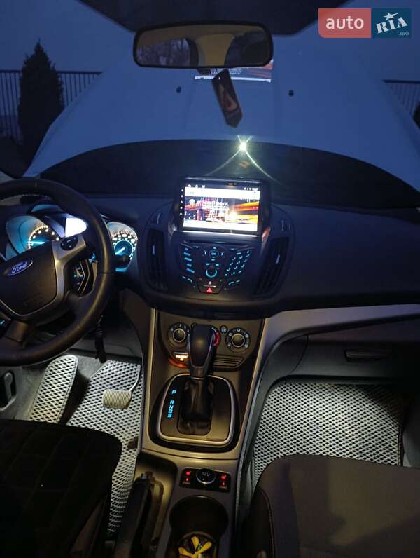 Внедорожник / Кроссовер Ford Escape 2012 в Новомосковске фото 22 Внедорожник / Кроссовер Ford Escape 2012 в Новомосковске