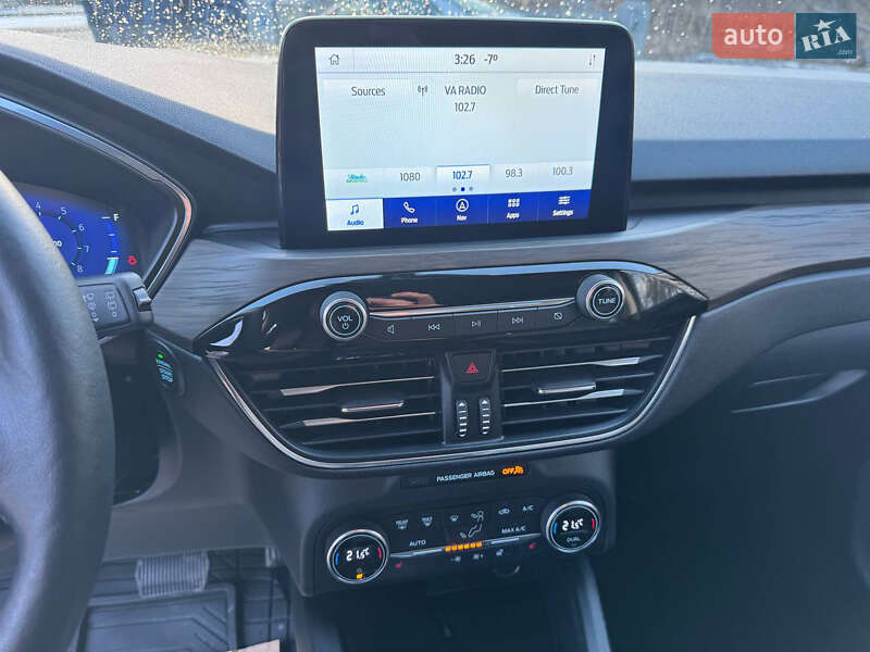 Позашляховик / Кросовер Ford Escape 2020 в Полтаві