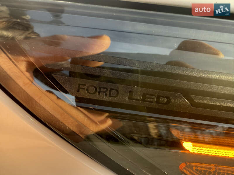 Внедорожник / Кроссовер Ford Escape 2023 в Львове