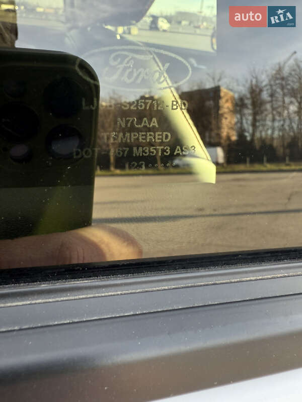 Внедорожник / Кроссовер Ford Escape 2023 в Львове