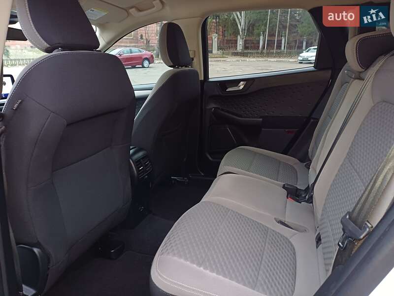 Внедорожник / Кроссовер Ford Escape 2020 в Николаеве