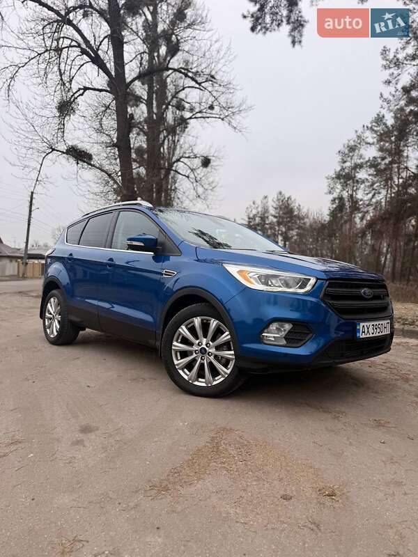 Позашляховик / Кросовер Ford Escape 2016 в Харкові