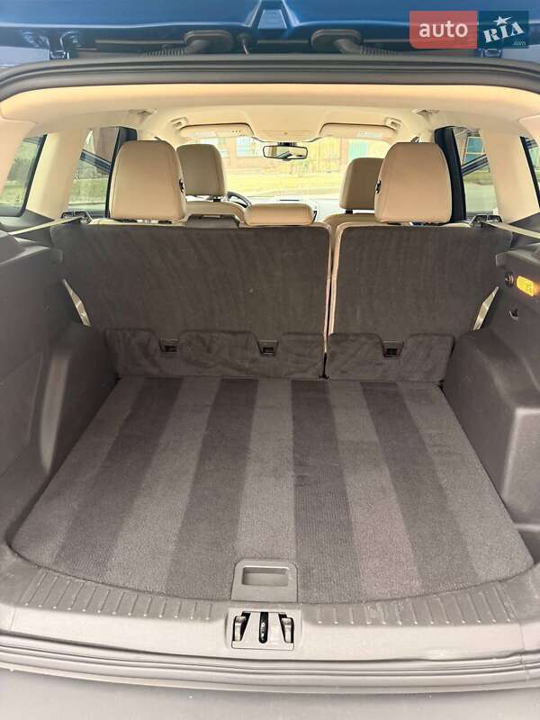 Позашляховик / Кросовер Ford Escape 2016 в Харкові