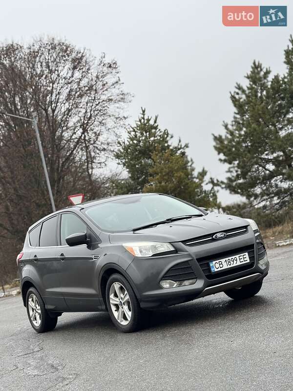 Внедорожник / Кроссовер Ford Escape 2015 в Мене
