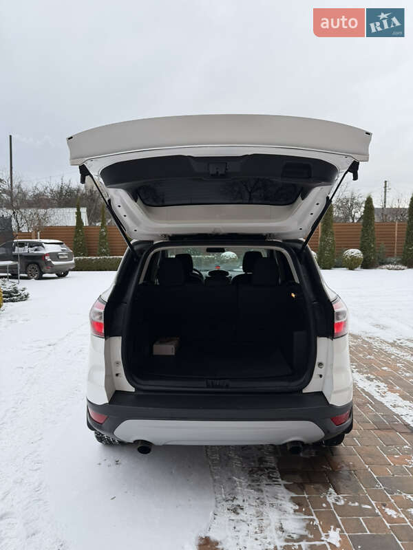 Позашляховик / Кросовер Ford Escape 2017 в Чернігові