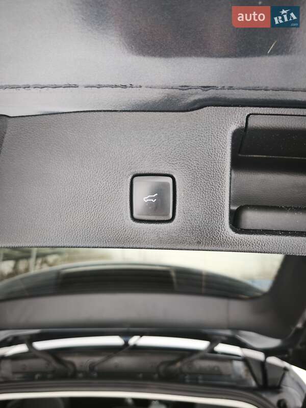 Внедорожник / Кроссовер Ford Escape 2022 в Киеве