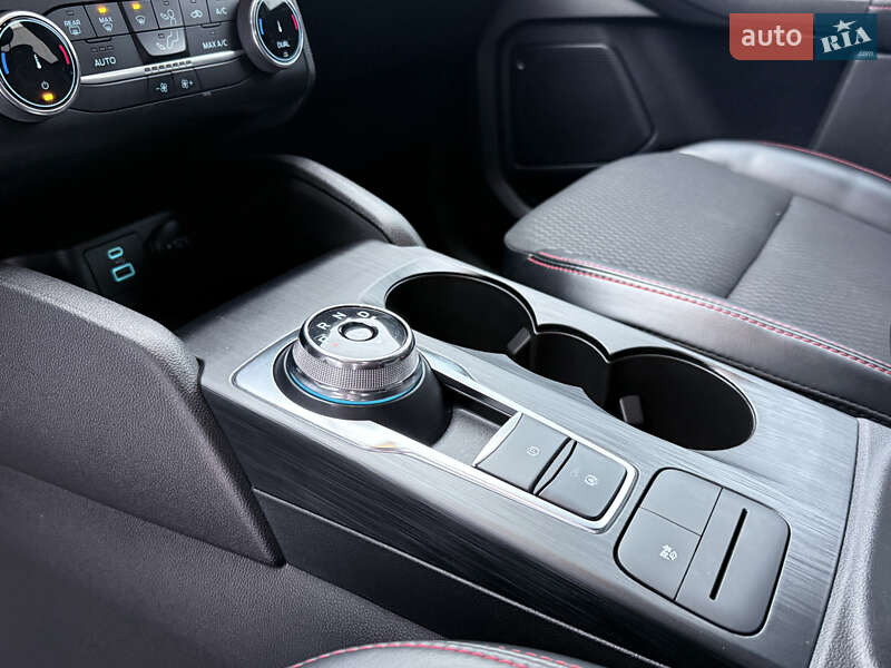 Внедорожник / Кроссовер Ford Escape 2023 в Киеве фото 10 Внедорожник / Кроссовер Ford Escape 2023 в Киеве