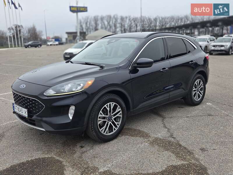 Позашляховик / Кросовер Ford Escape 2021 в Дніпрі
