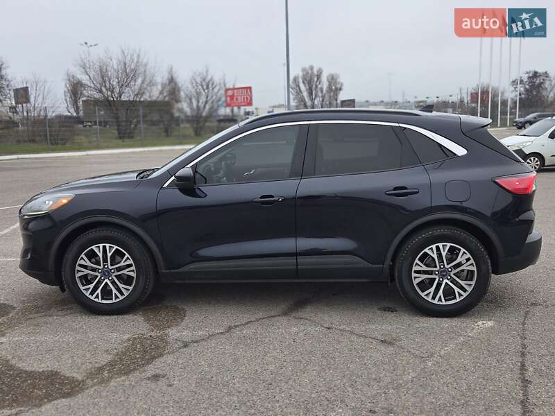 Позашляховик / Кросовер Ford Escape 2021 в Дніпрі