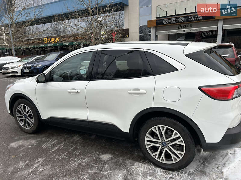 Позашляховик / Кросовер Ford Escape 2022 в Києві