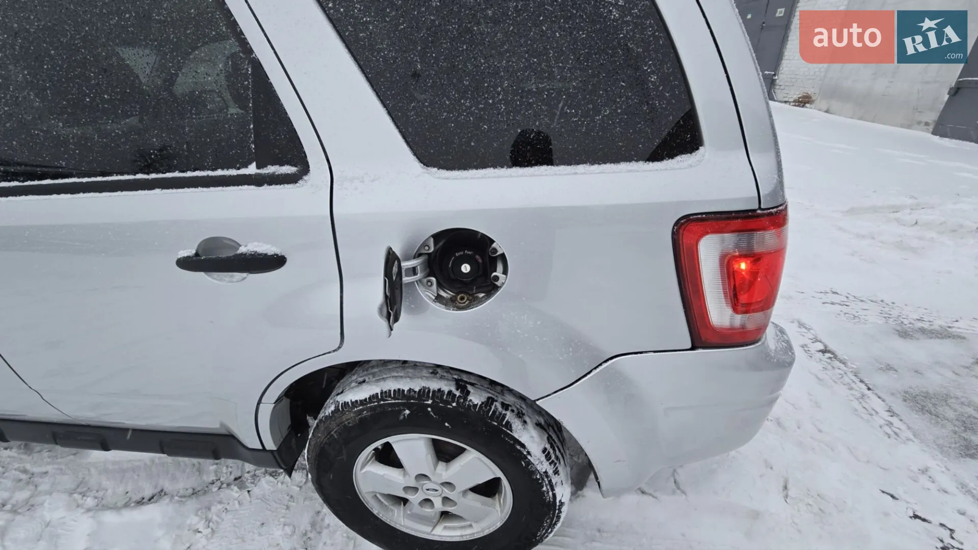 2010 Ford Escape - мініатюра 18