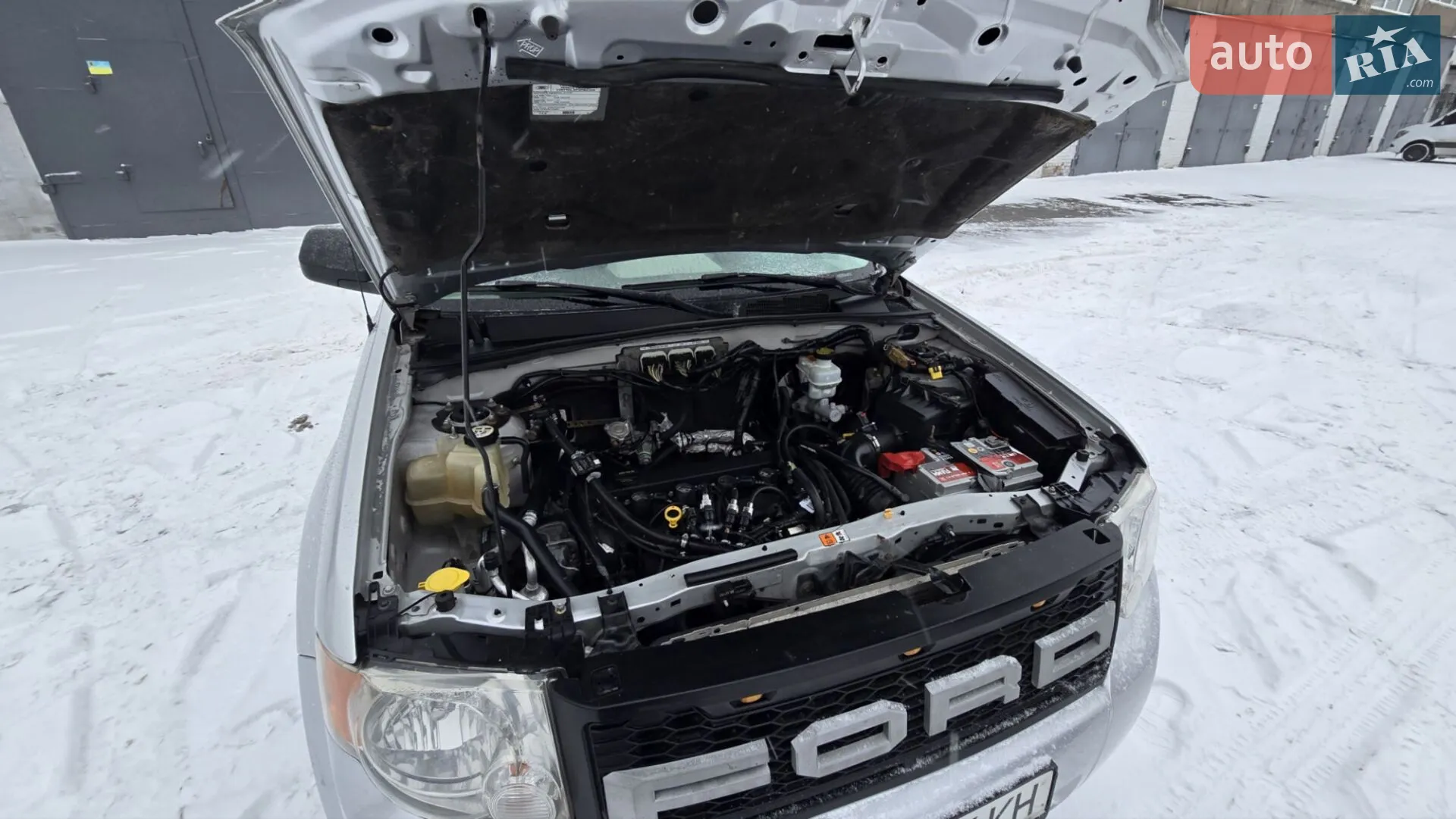 2010 Ford Escape - мініатюра 27