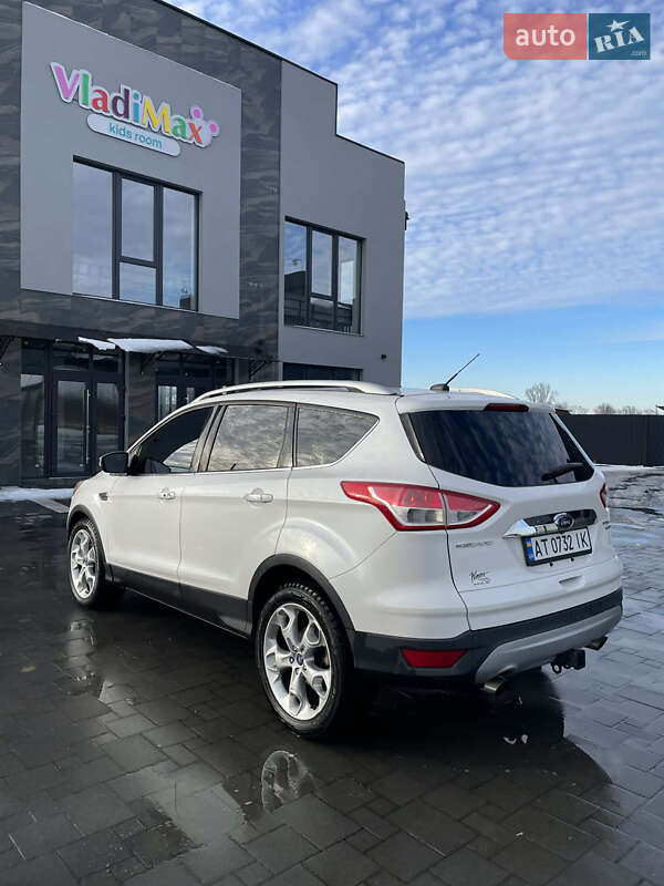 Внедорожник / Кроссовер Ford Escape 2015 в Рожнятове