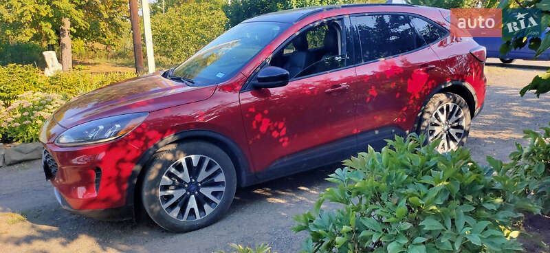 Позашляховик / Кросовер Ford Escape 2020 в Одесі