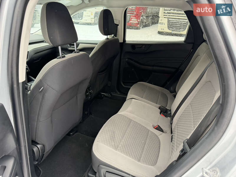 Позашляховик / Кросовер Ford Escape 2022 в Черкасах