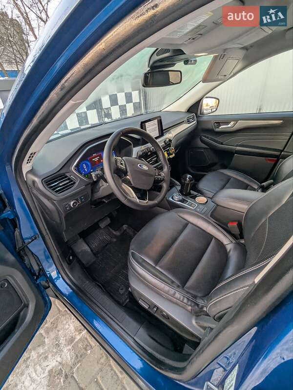 Внедорожник / Кроссовер Ford Escape 2022 в Хмельницком