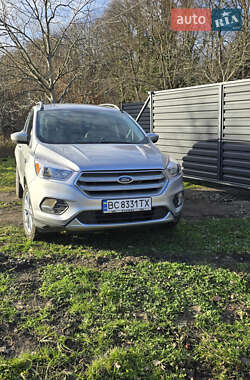 Позашляховик / Кросовер Ford Escape 2018 в Дрогобичі