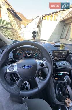 Внедорожник / Кроссовер Ford Escape 2014 в Ужгороде