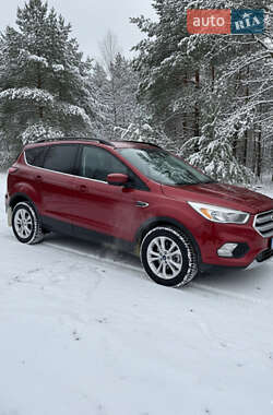 Позашляховик / Кросовер Ford Escape 2018 в Львові