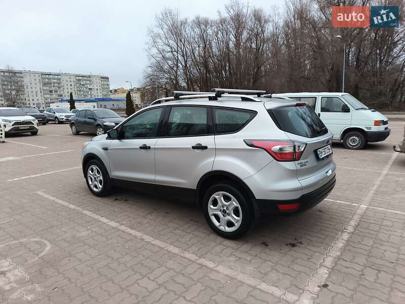 Позашляховик / Кросовер Ford Escape 2016 в Києві фото 9 Позашляховик / Кросовер Ford Escape 2016 в Києві