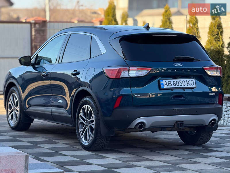 Внедорожник / Кроссовер Ford Escape 2019 в Летичеве