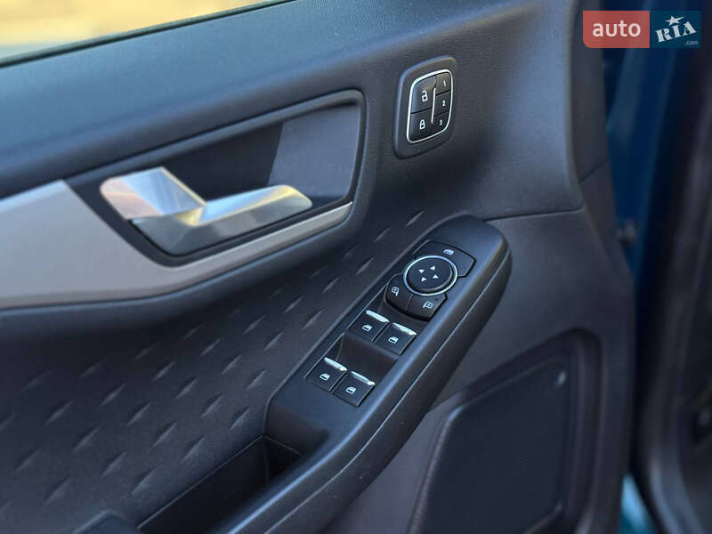 Внедорожник / Кроссовер Ford Escape 2019 в Летичеве